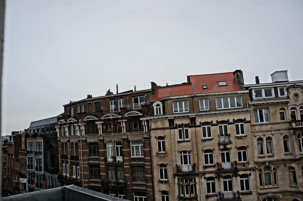 Es Hostel Saint-Gilles Exterior foto